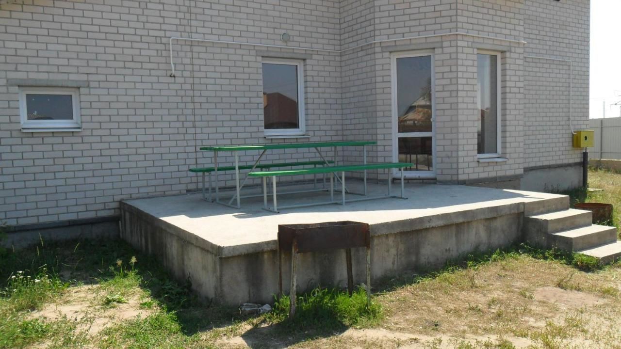 Гостевой дом Cottage at Utrennyaya Street Брест
