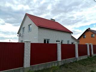 Гостевой дом Cottage at Utrennyaya Street Брест Дом с 4 спальнями-7