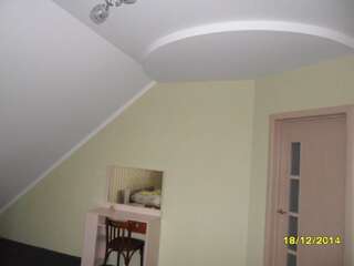 Гостевой дом Cottage at Utrennyaya Street Брест Дом с 4 спальнями-24