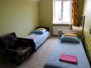 Гостевой дом Cottage at Utrennyaya Street Брест Трехместный номер-4