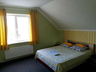 Гостевой дом Cottage at Utrennyaya Street Брест Двухместный номер с 1 кроватью-2
